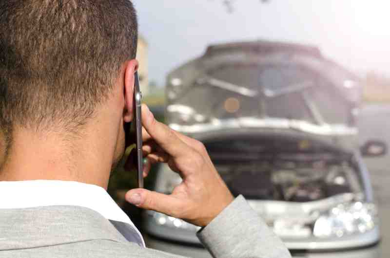 Autoverschrottung liegen geblieben